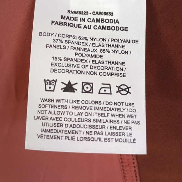 NWT Nike Yoga Dri Fit Infinilon Luxe Crop Tank Top Size 3X - Picture 11 of 11